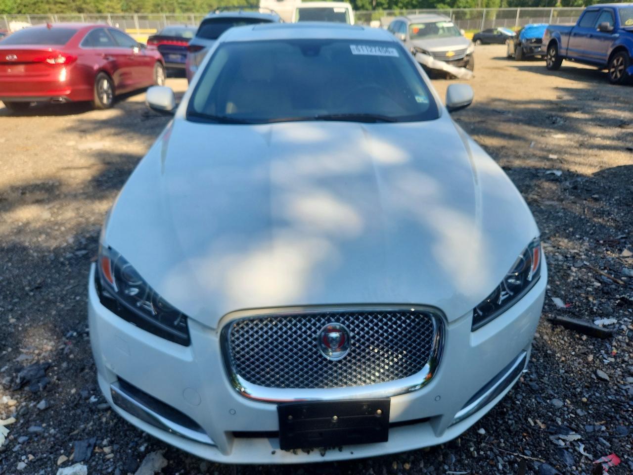 2015 Jaguar Xf 2.0T Premium - zdjęcie 5