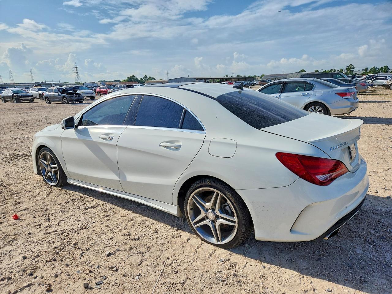 2014 Mercedes-Benz Cla 250 4Matic - zdjęcie 2