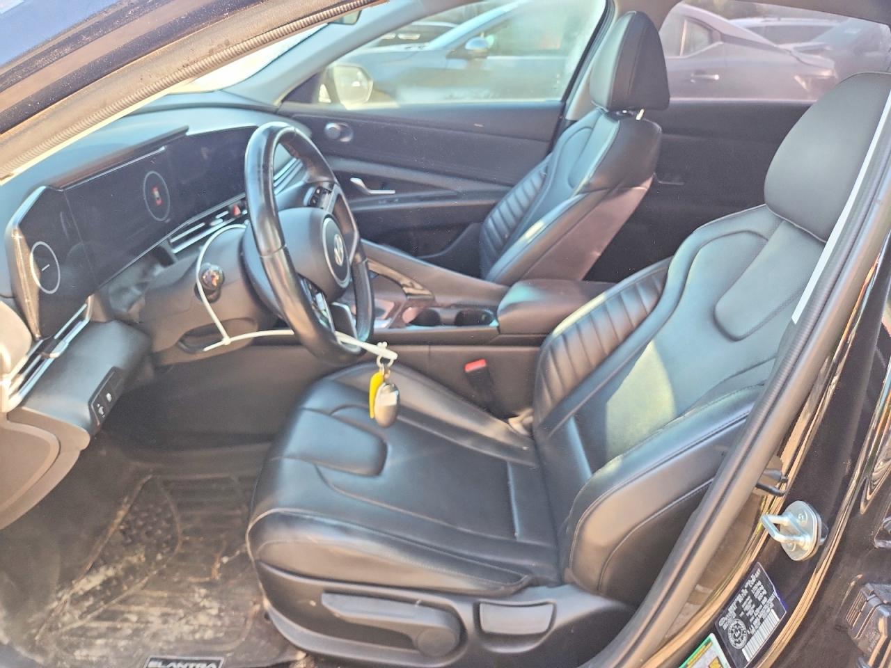 2024 Hyundai Elantra Luxury - zdjęcie 7