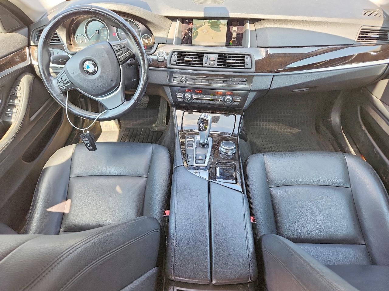 2015 BMW Seria 5 535i - zdjęcie 8