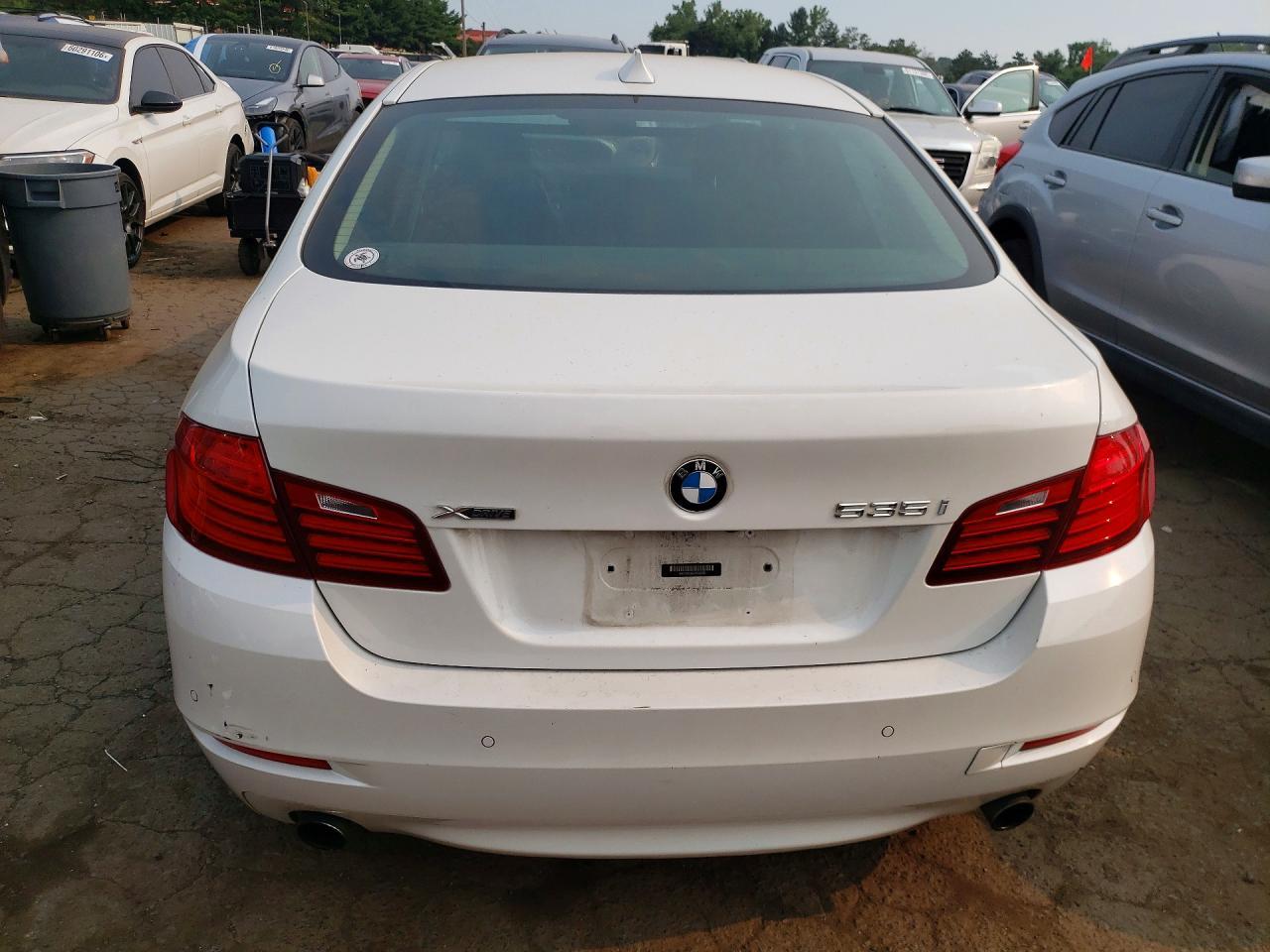 2014 BMW Seria 5 535i - zdjęcie 6