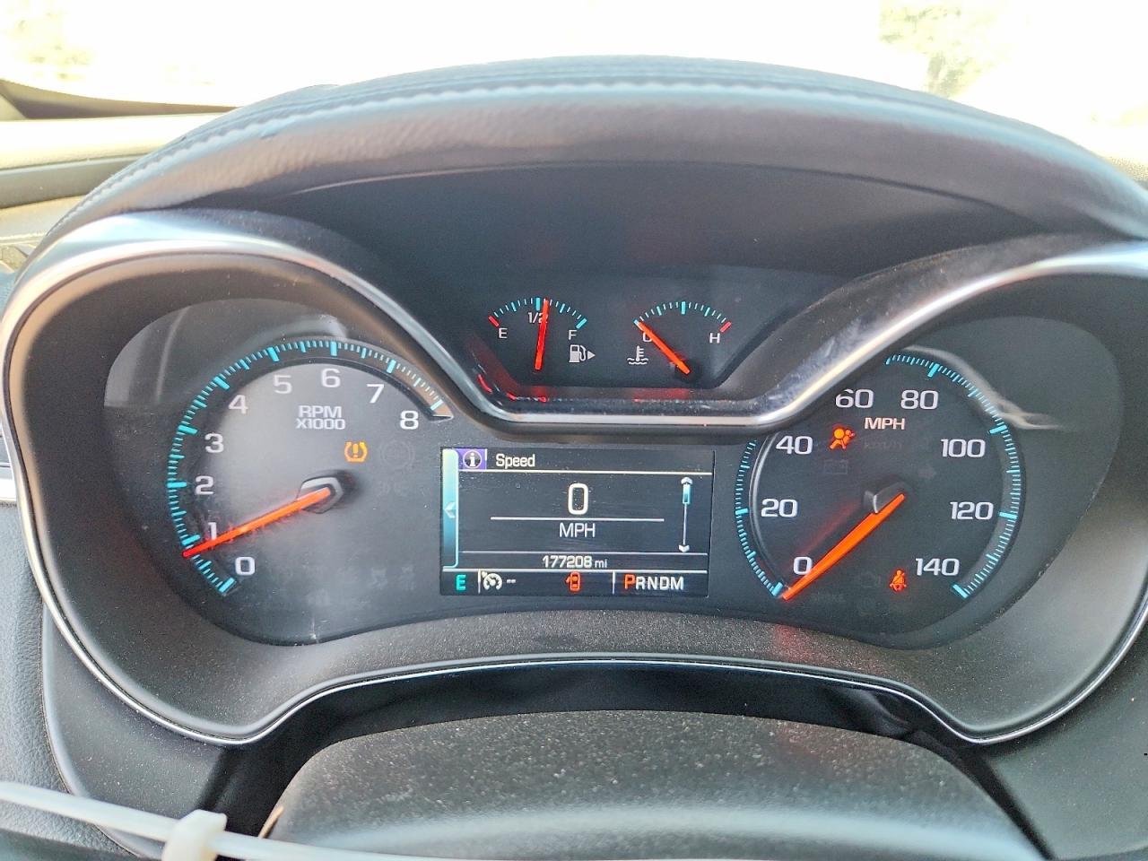 2018 Chevrolet Impala Lt - zdjęcie 9