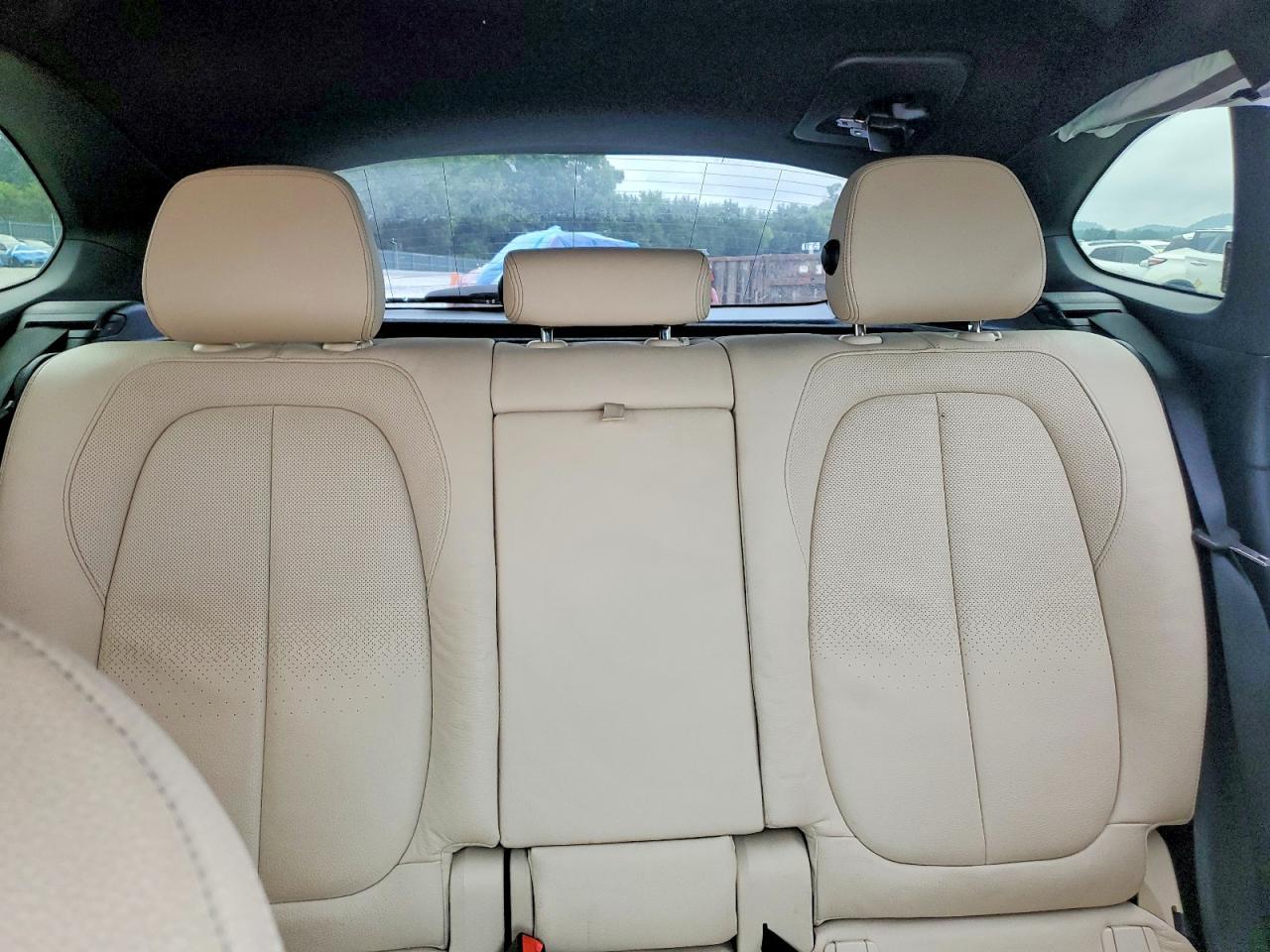 2017 BMW X1 Sdrive28I - zdjęcie 10