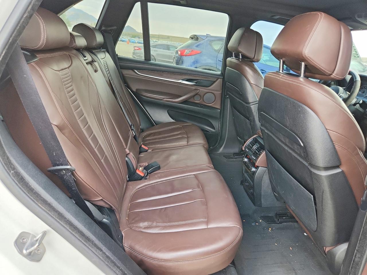 2016 BMW X5 xDrive50I - zdjęcie 10