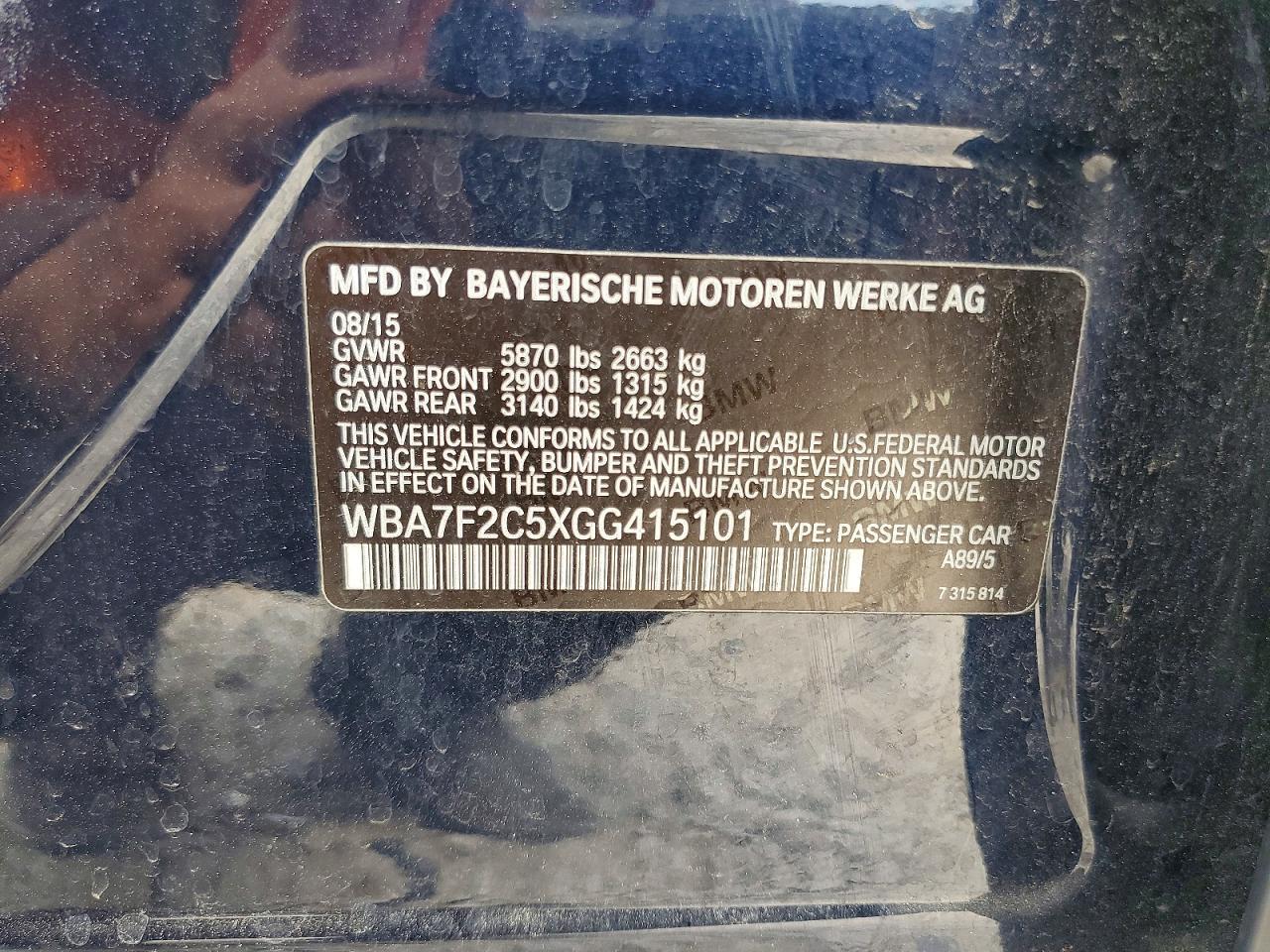 2016 BMW Seria 7 750i - zdjęcie 12