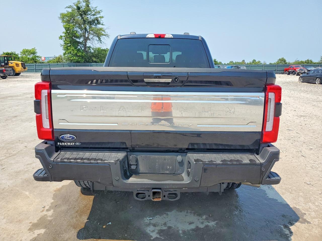 2024 Ford F250 Super Duty - zdjęcie 6