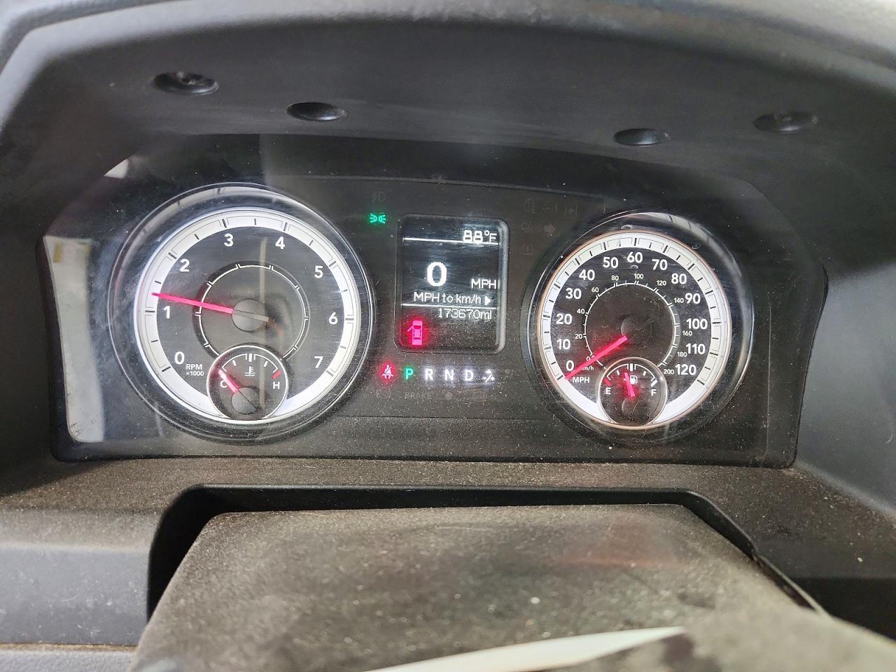 2016 Ram 1500 St - zdjęcie 9