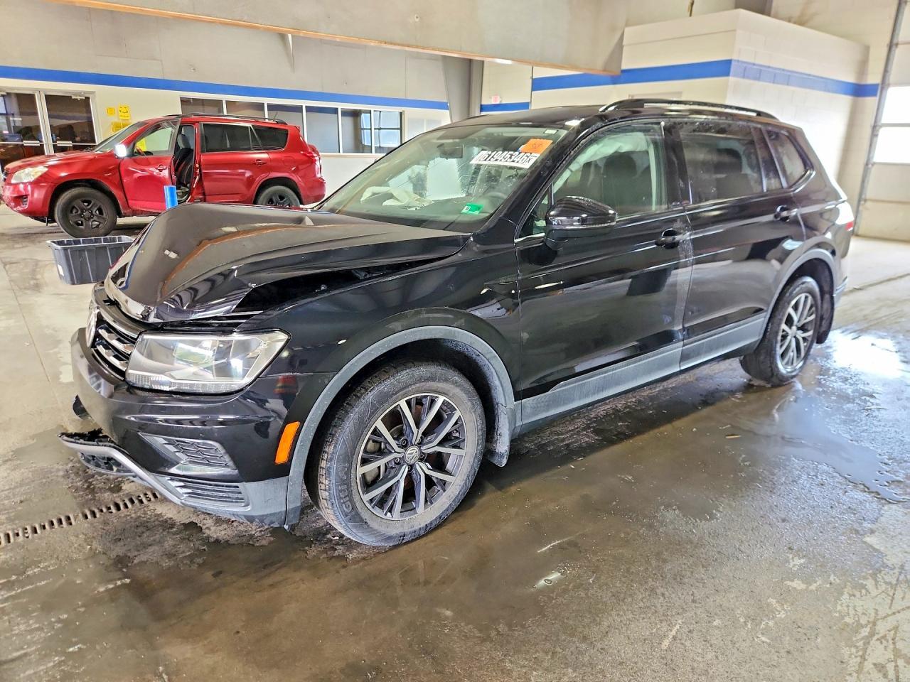 2021 Volkswagen Tiguan S - zdjęcie główne