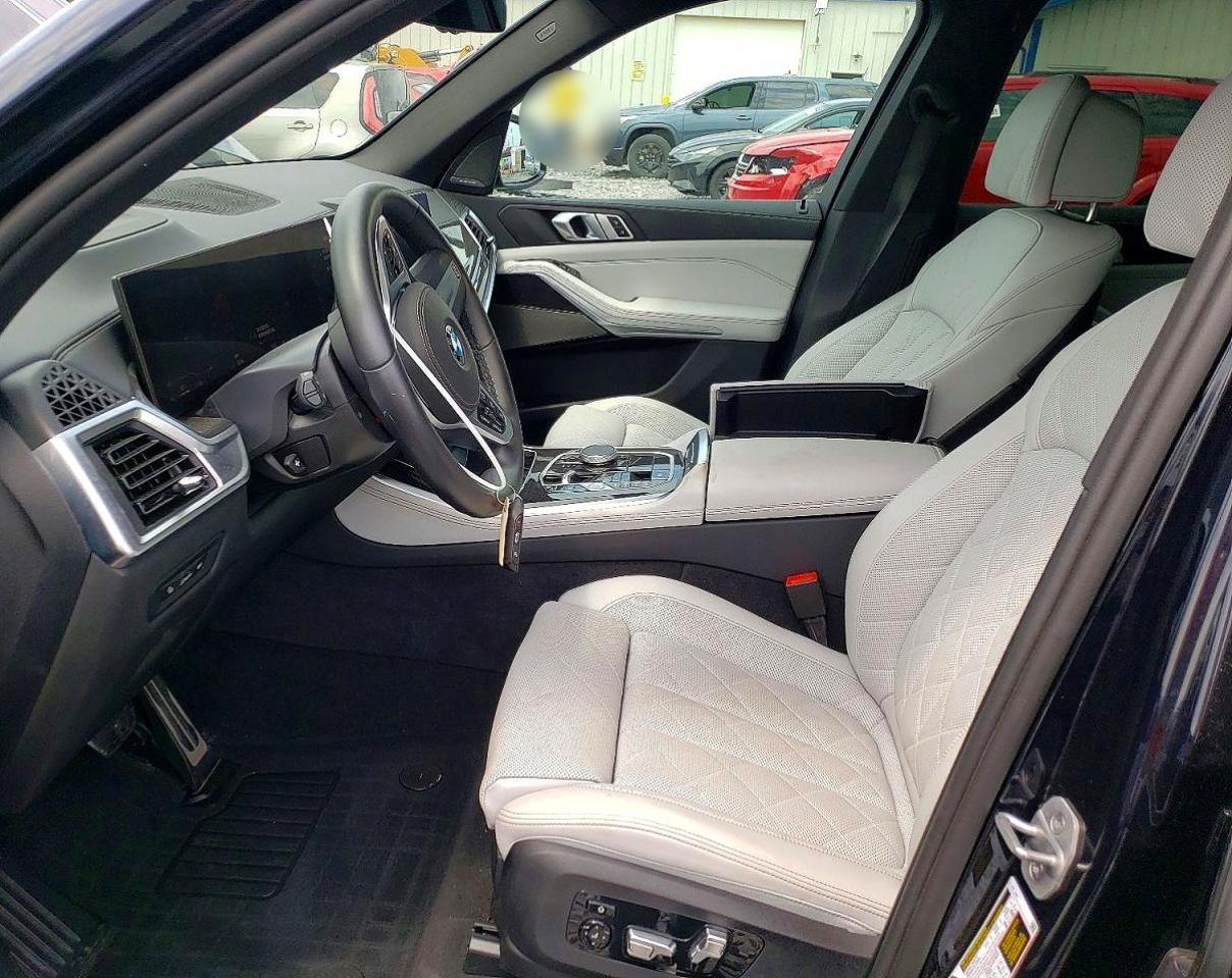 2025 BMW X5 xDrive40I - zdjęcie 7