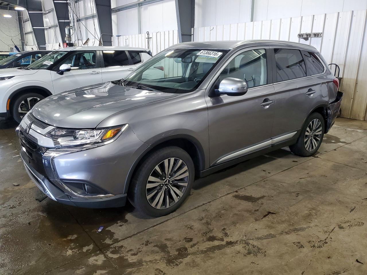 2020 Mitsubishi Outlander Se - zdjęcie główne