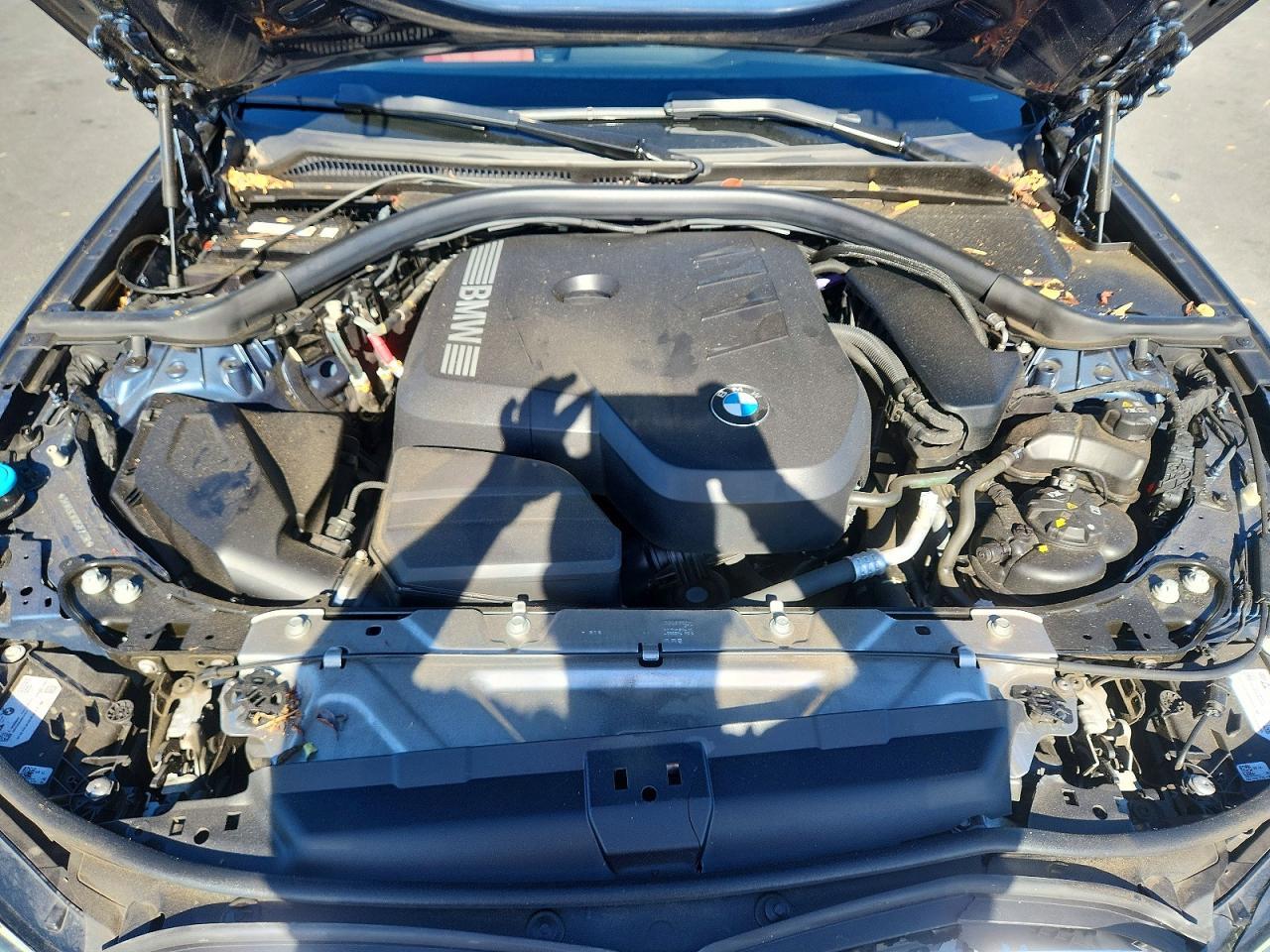 2025 BMW 330I - zdjęcie 11