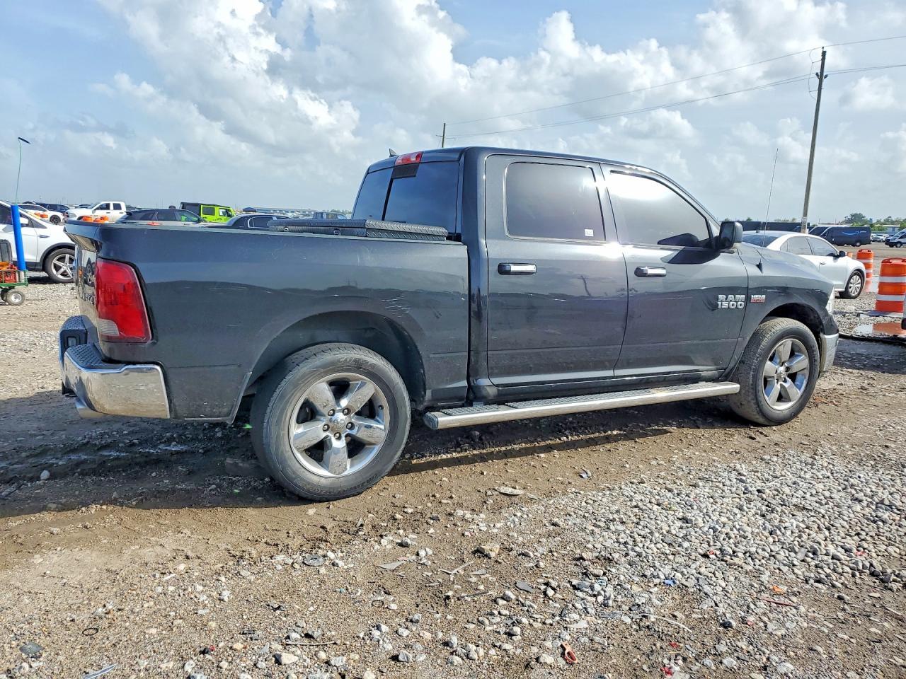 2017 Ram 1500 Slt - zdjęcie 3