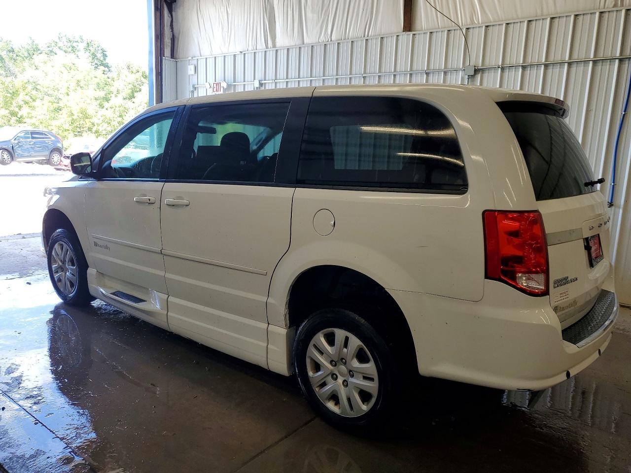 2014 Dodge Grand Caravan Se - zdjęcie 2
