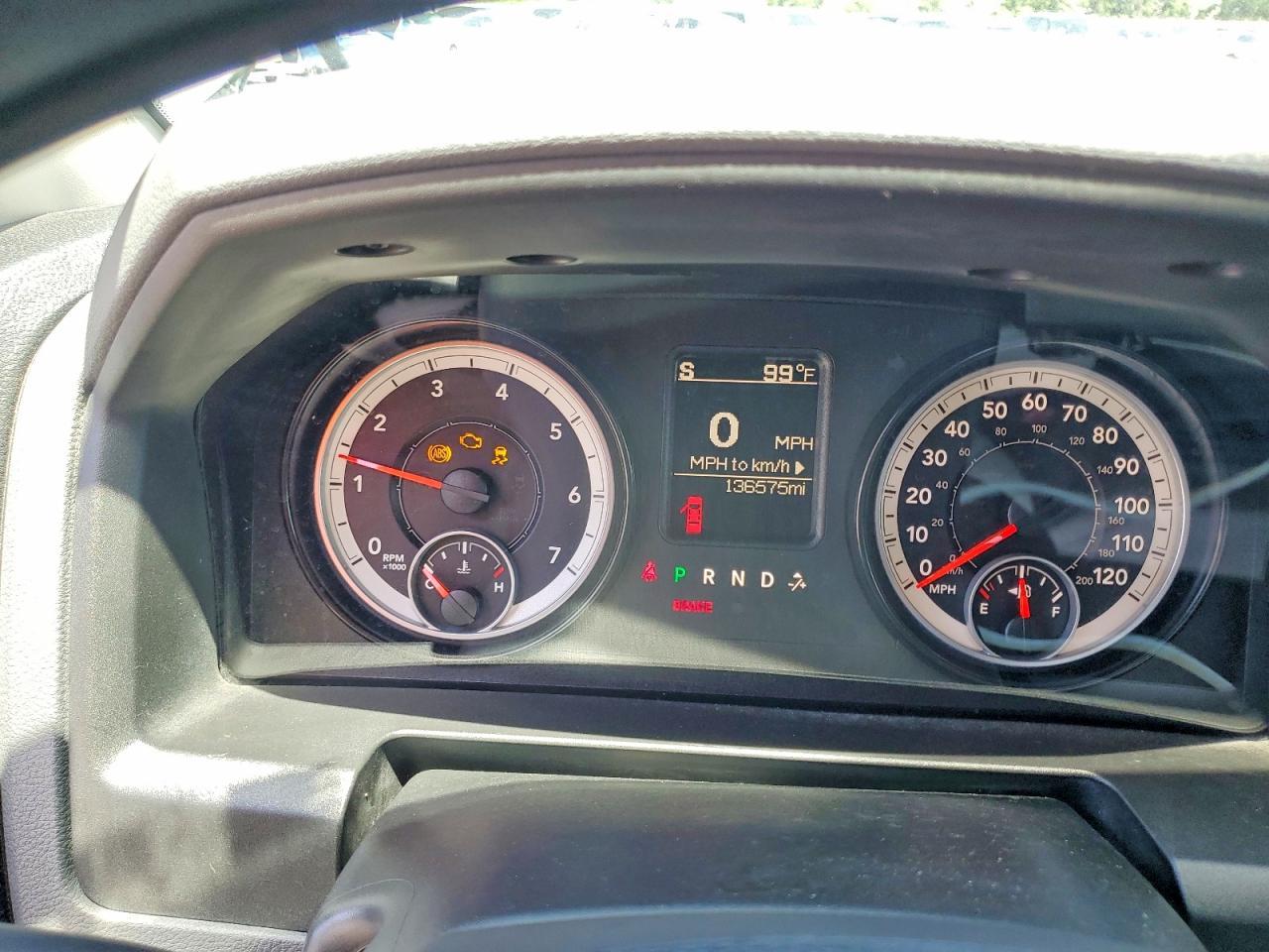 2015 Ram 1500 St - zdjęcie 9