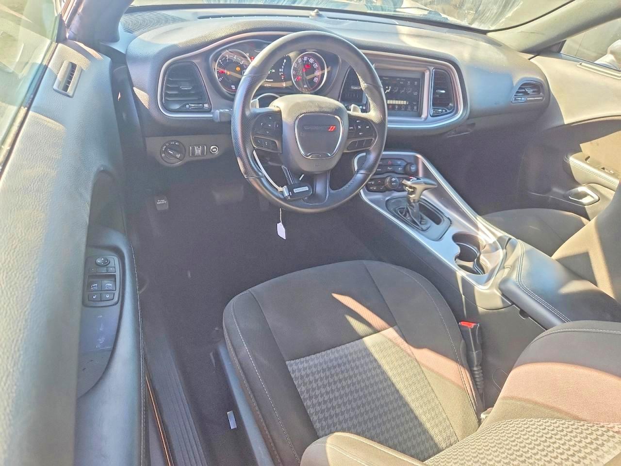 2020 Dodge Challenger Gt - zdjęcie 8