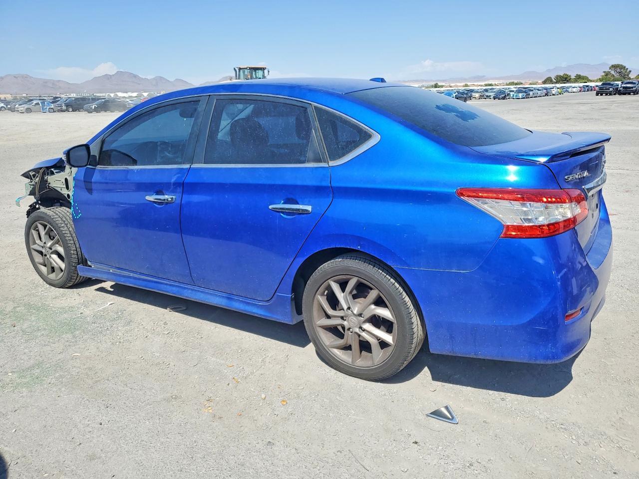 2015 Nissan Sentra Sr - zdjęcie 2
