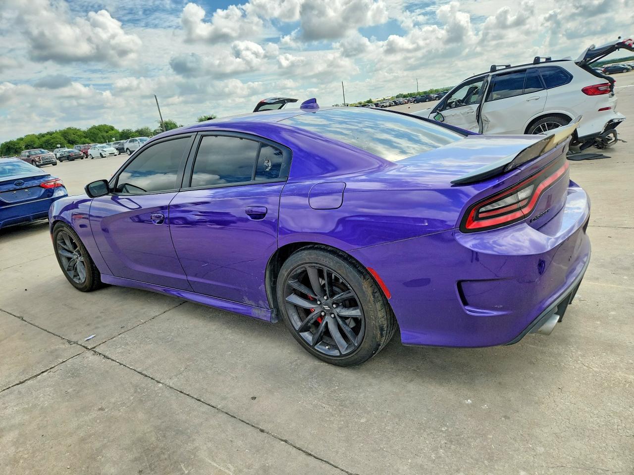 2019 Dodge Charger Scat Pack - zdjęcie 2