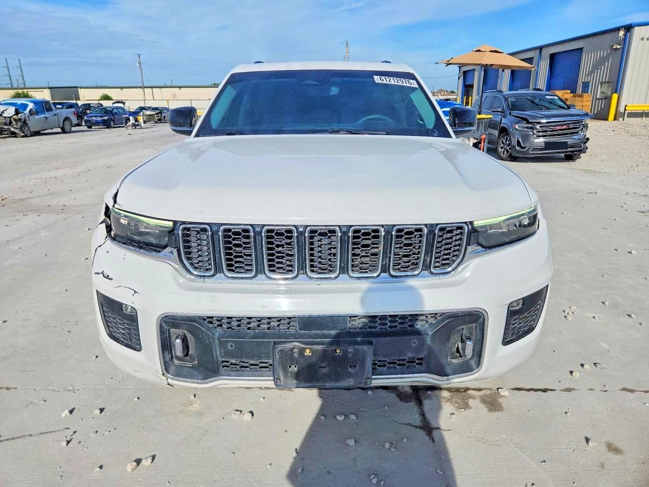 2023 Jeep Grand Cherokee Overland - zdjęcie 5
