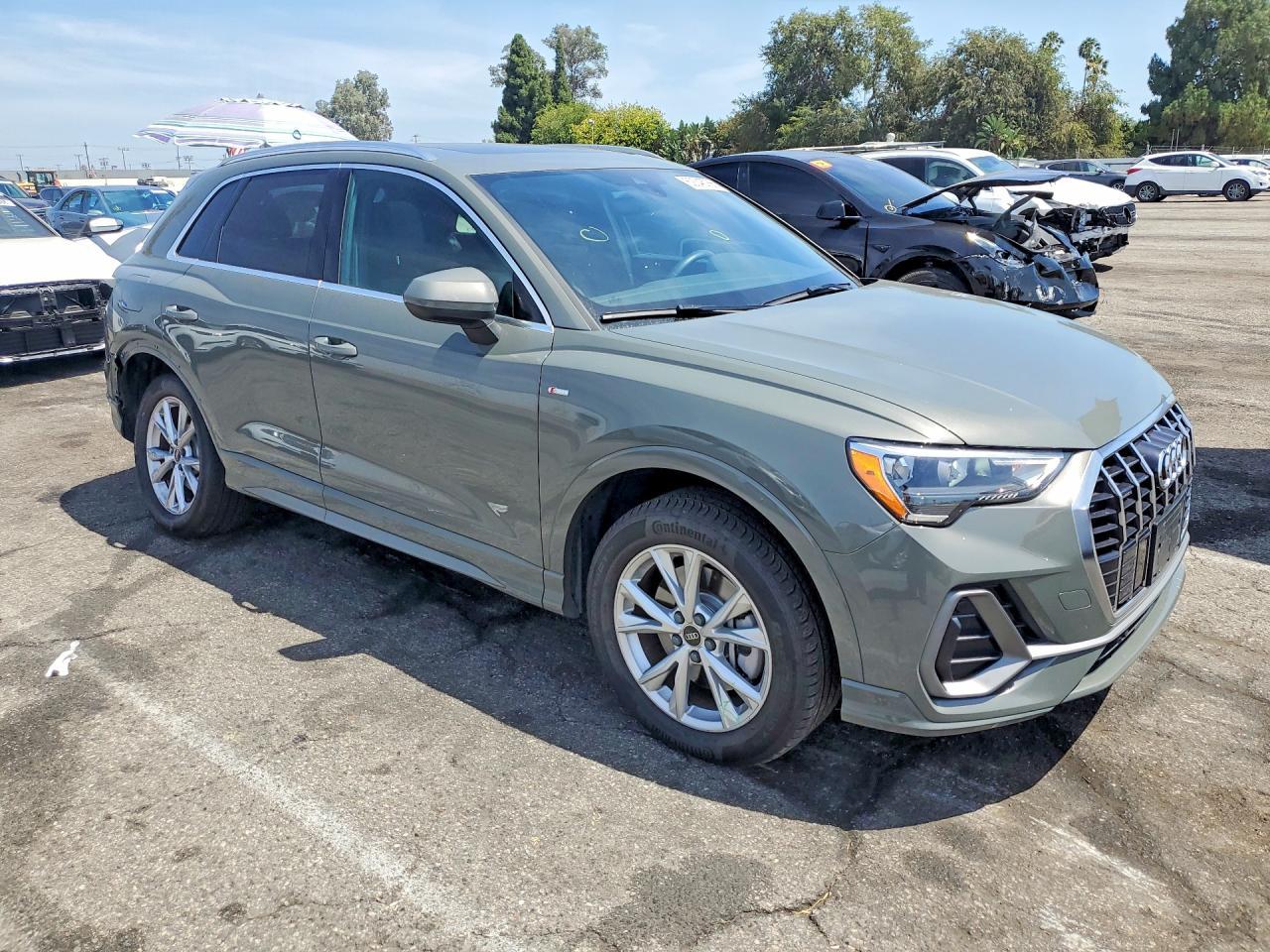 2022 Audi Q3 Premium S Line 45 - zdjęcie 4