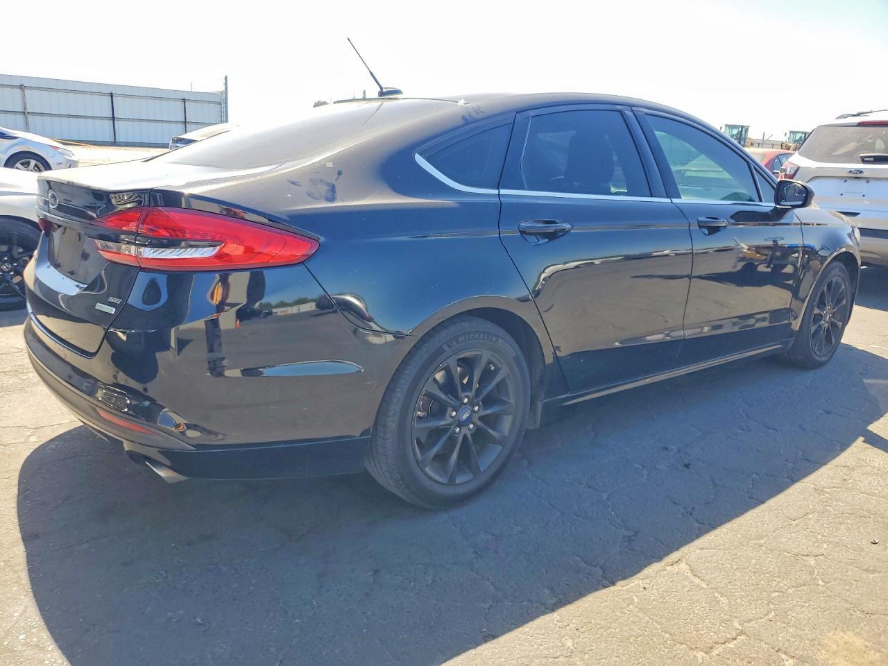 2017 Ford Fusion Se - zdjęcie 3