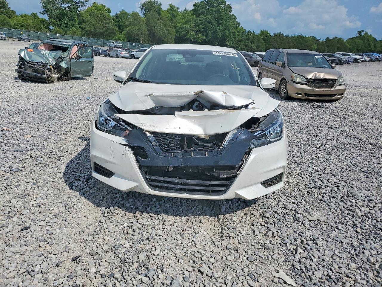 2020 Nissan Versa Sv - zdjęcie 5