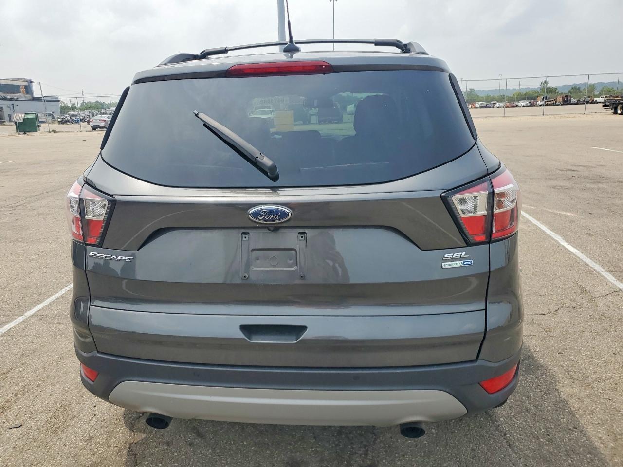 2018 Ford Escape Sel - zdjęcie 6