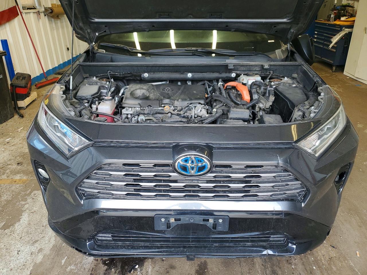 2020 Toyota Rav4 Xse - zdjęcie 12