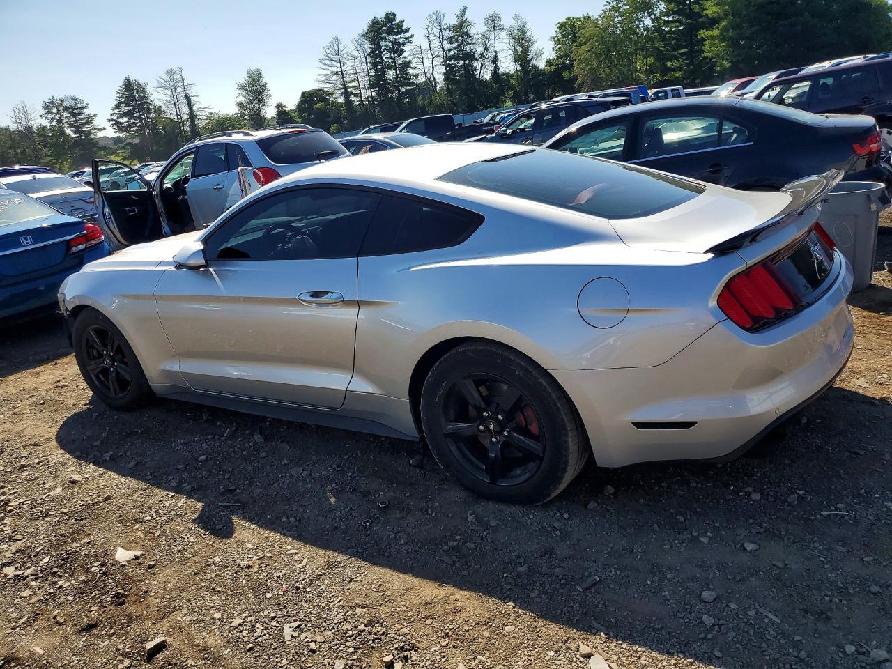 2016 Ford Mustang - zdjęcie 2