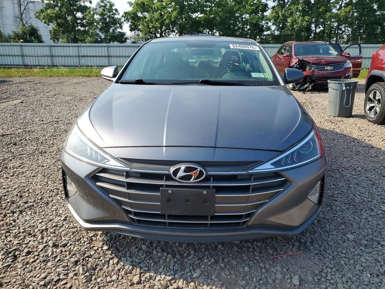 2019 Hyundai Elantra Se - zdjęcie 5