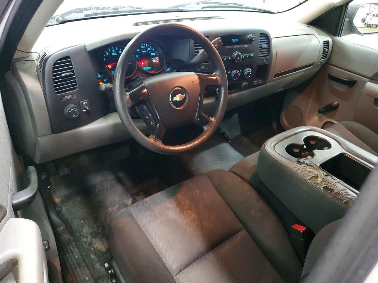 2013 Chevrolet Silverado C1500 - zdjęcie 8
