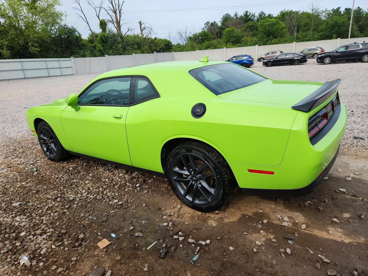 2023 Dodge Challenger Sxt - zdjęcie 2