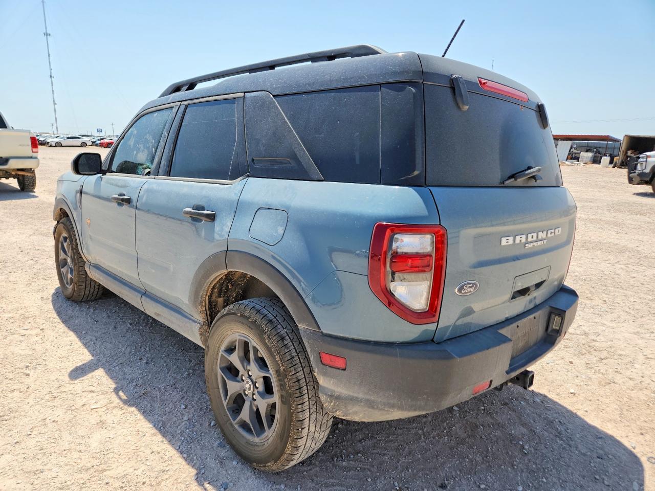 2022 Ford Bronco Sport Badlands - zdjęcie 2