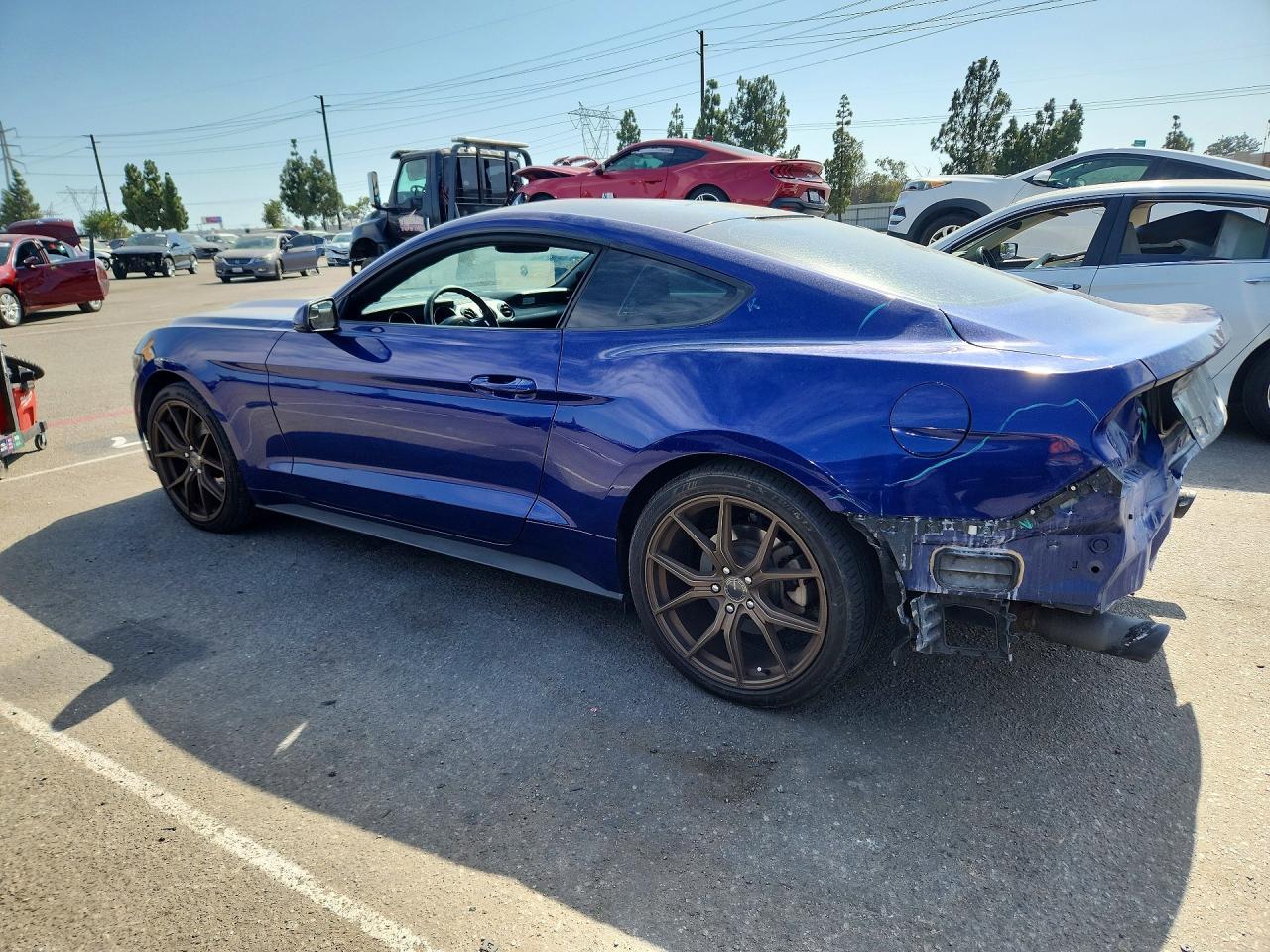 2016 Ford Mustang - zdjęcie 2