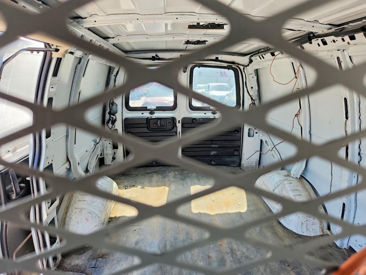 2019 Chevrolet Express G2500 - zdjęcie 10