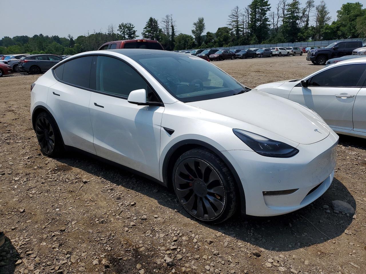 2022 Tesla Model Y - zdjęcie 4