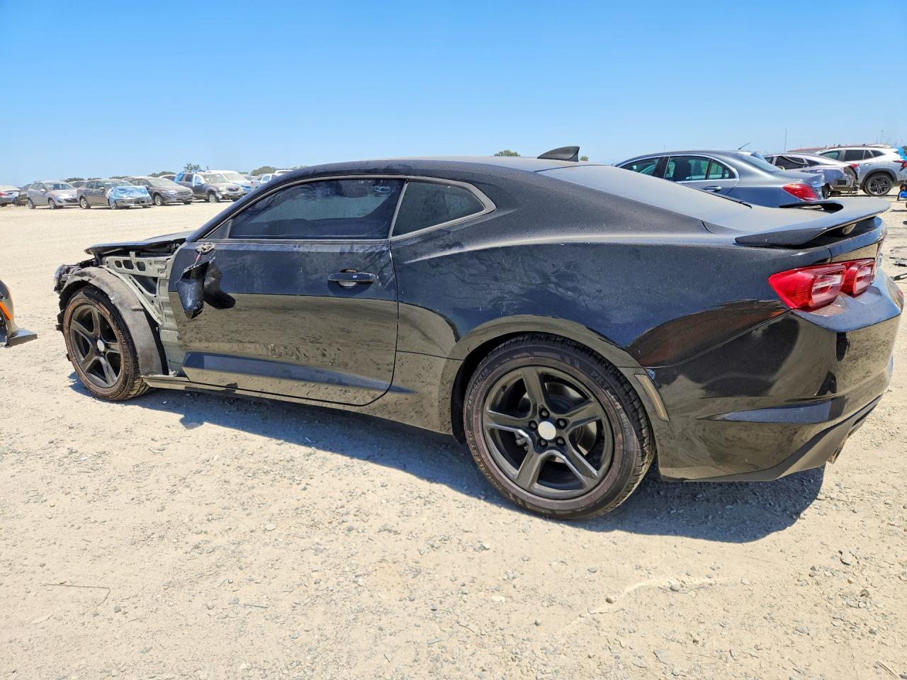 2019 Chevrolet Camaro Ls - zdjęcie 2