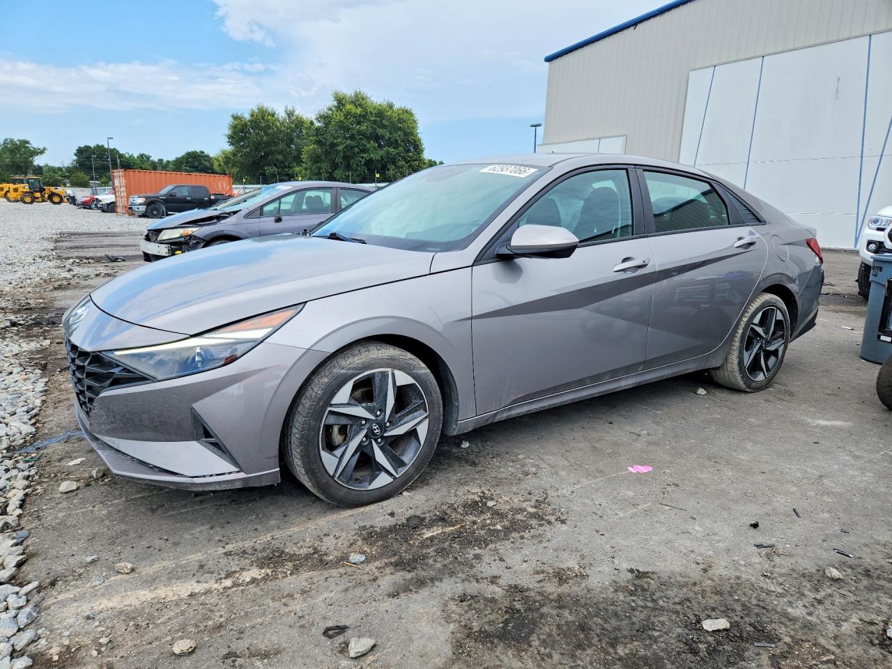 2023 Hyundai Elantra Sel - zdjęcie główne