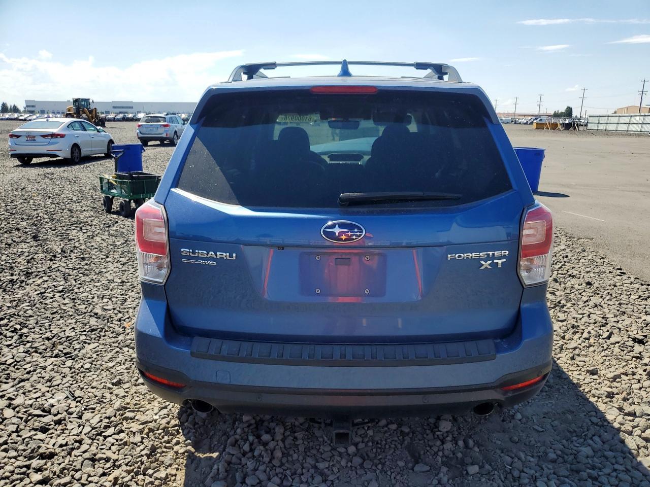 2017 Subaru Forester 2.0Xt Touring - zdjęcie 6
