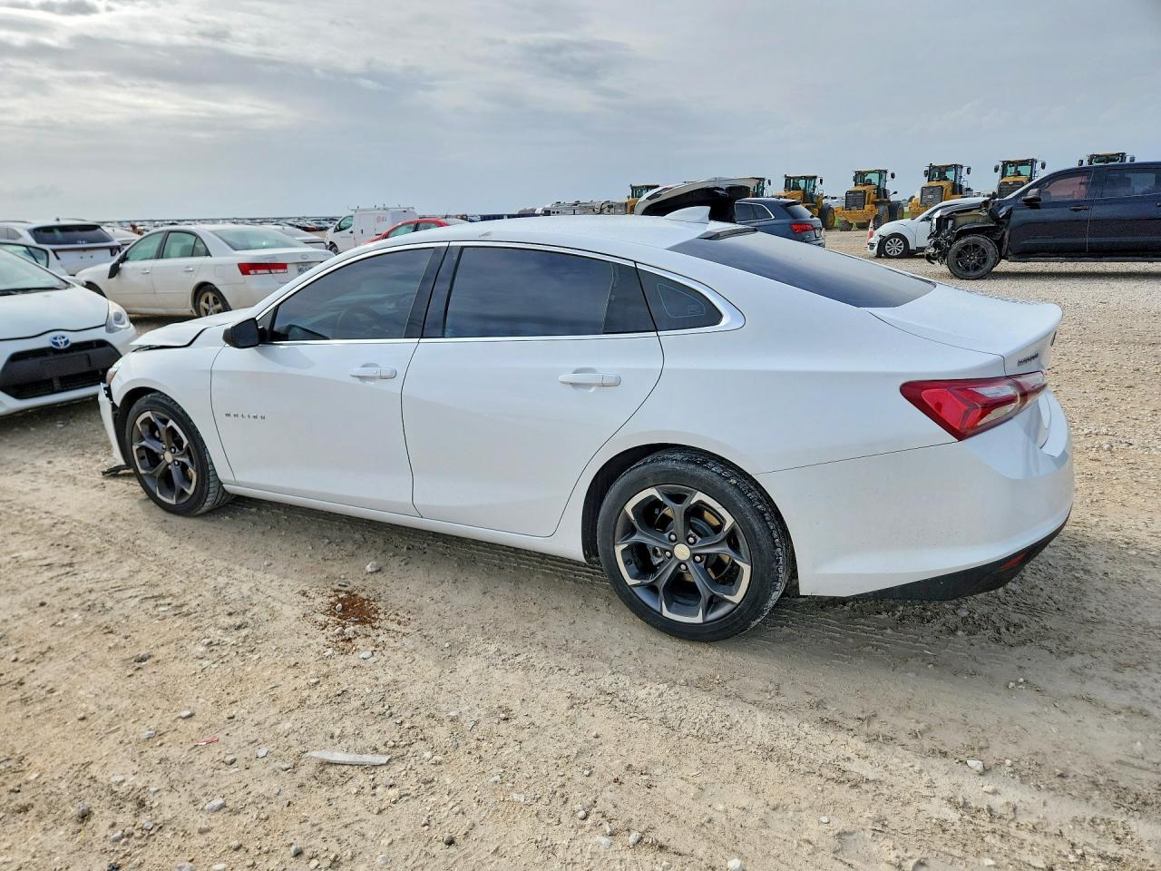 2022 Chevrolet Malibu Lt - zdjęcie 2