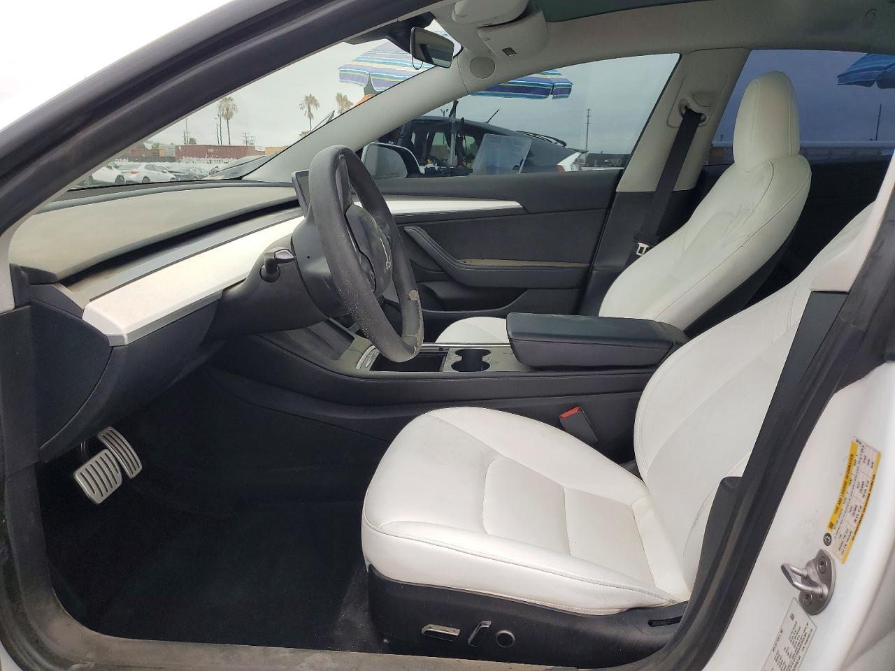 2023 Tesla Model 3 - zdjęcie 25