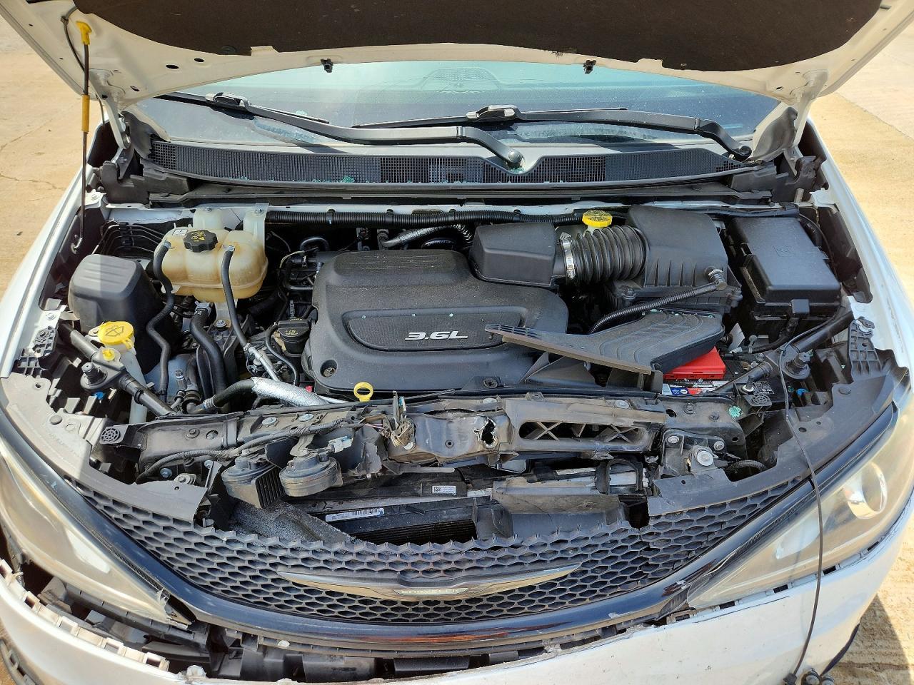 2018 Chrysler Pacifica Touring Plus - zdjęcie 12