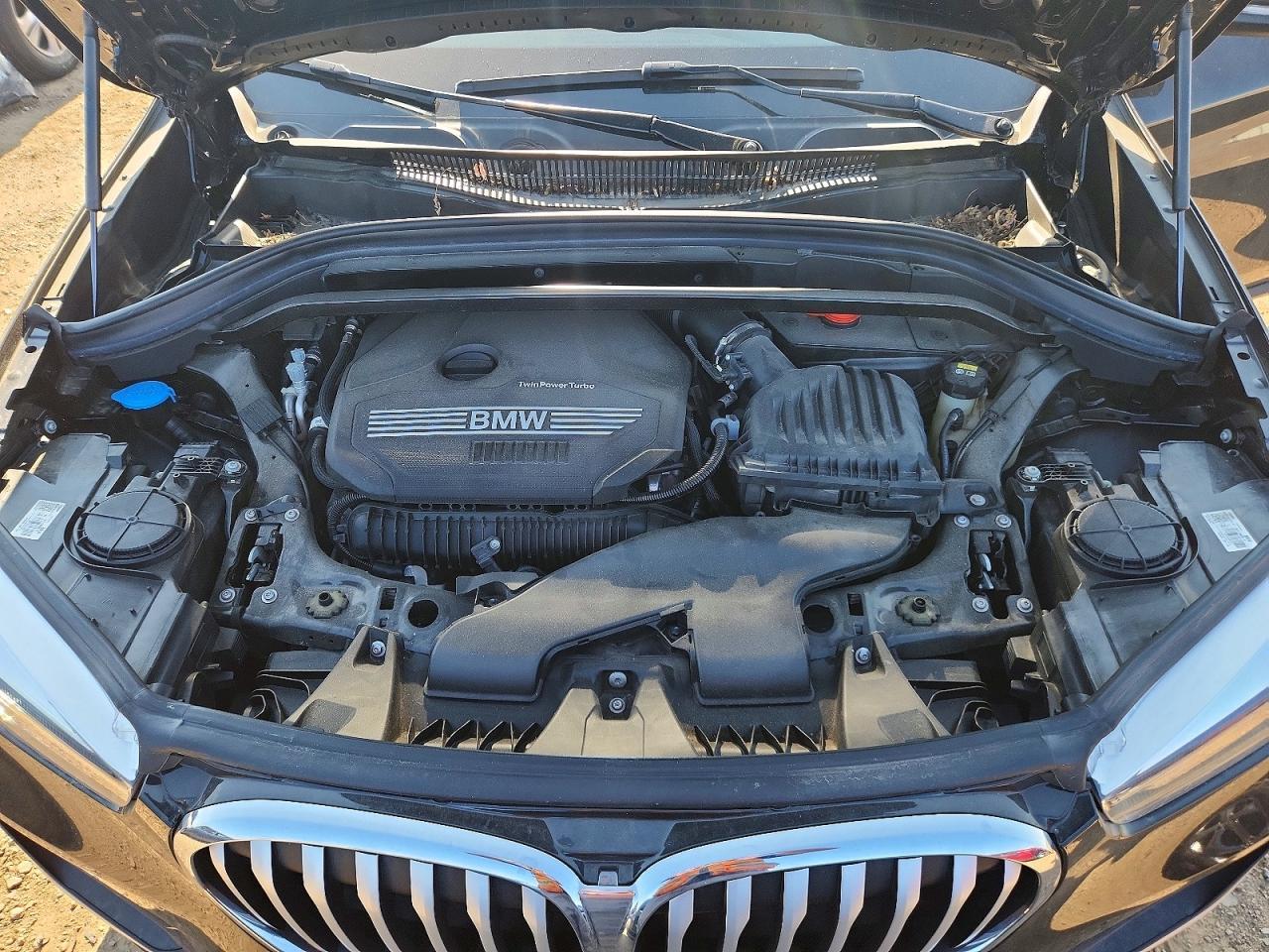2022 BMW X1 xDrive28I - zdjęcie 11