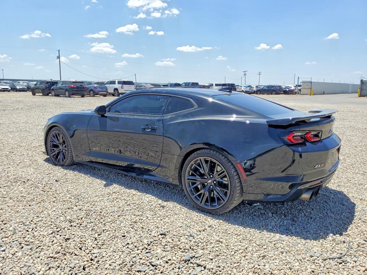 2019 Chevrolet Camaro Zl1 - zdjęcie 2