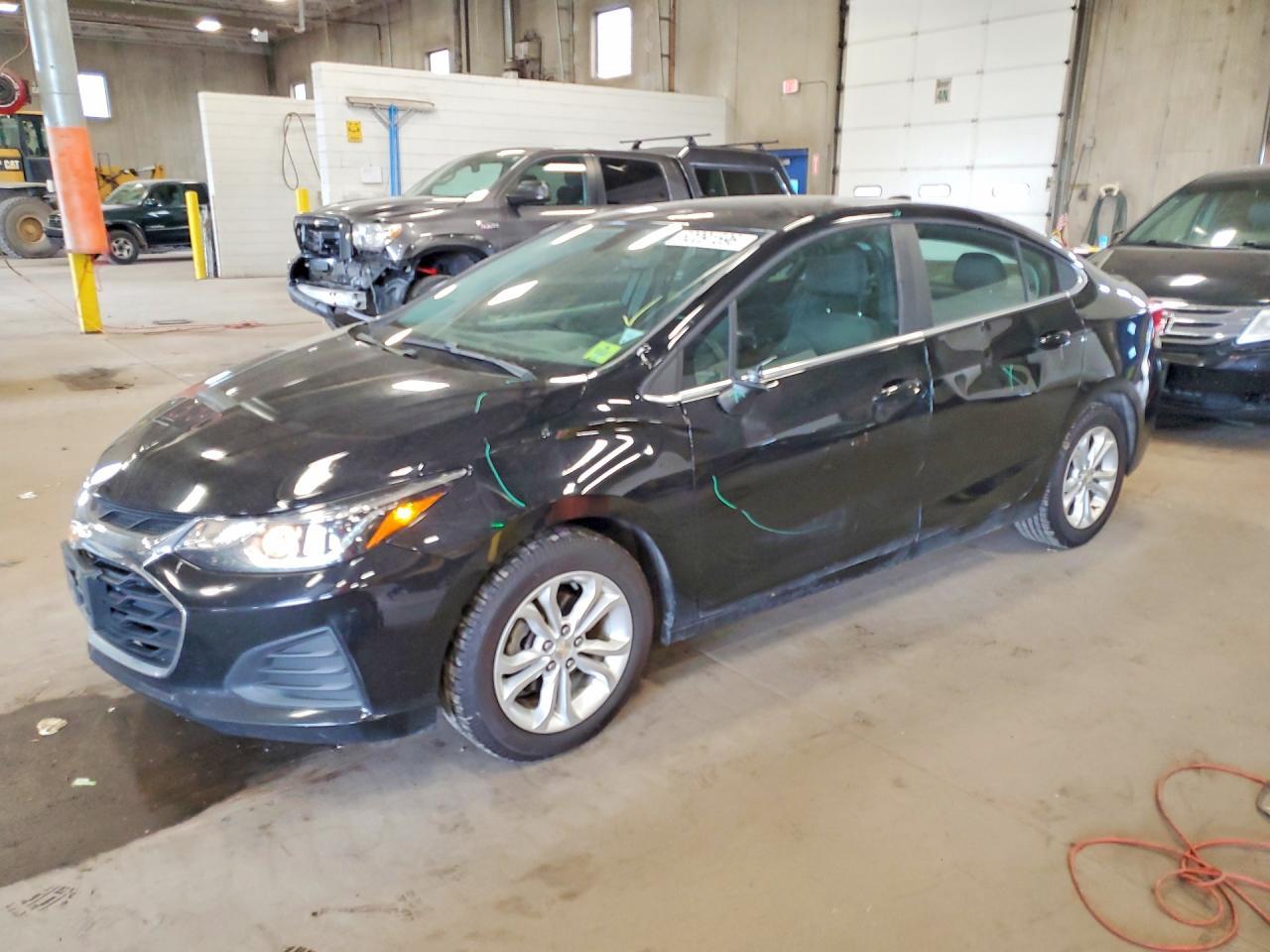 2019 Chevrolet Cruze Lt - zdjęcie główne