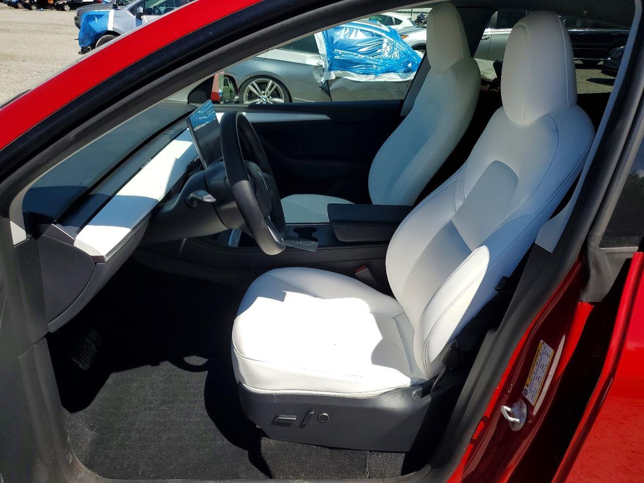 2023 Tesla Model Y - zdjęcie 7