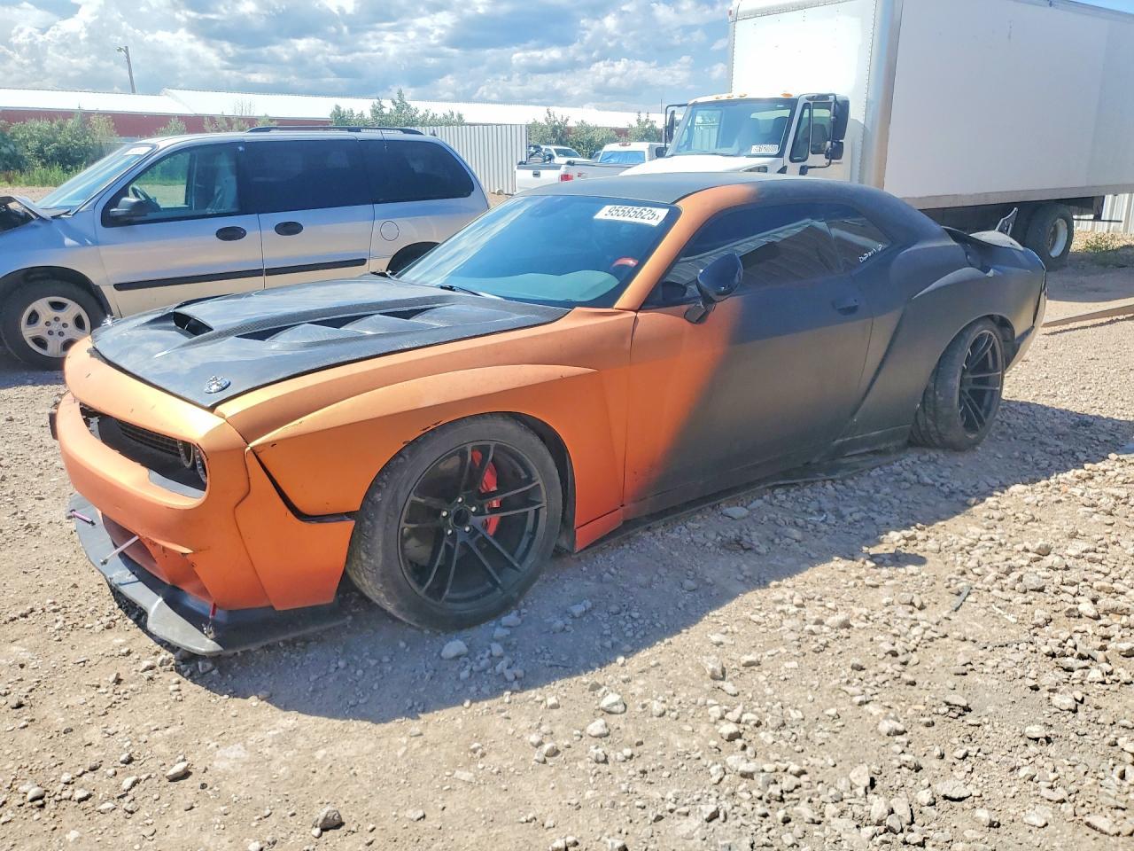 2015 Dodge Challenger Srt Hellcat - zdjęcie główne