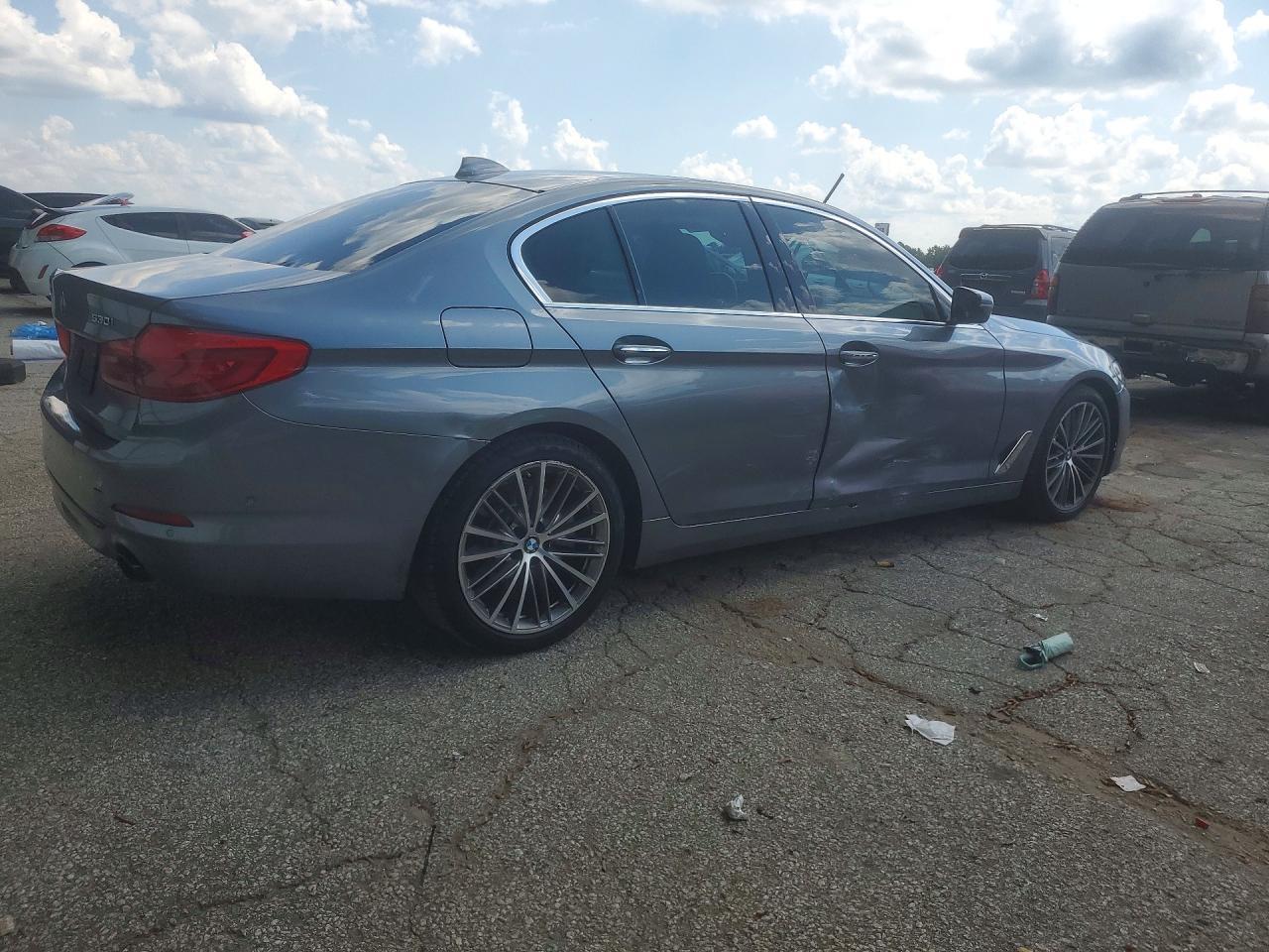 2017 BMW Seria 5 530i - zdjęcie 3