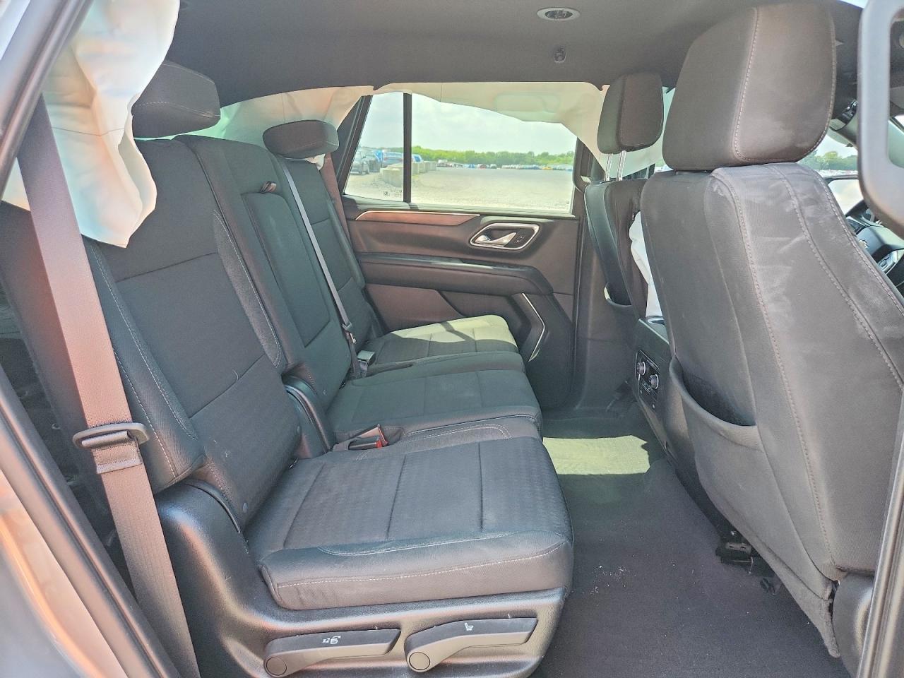 2023 Chevrolet Tahoe K1500 Ls - zdjęcie 21