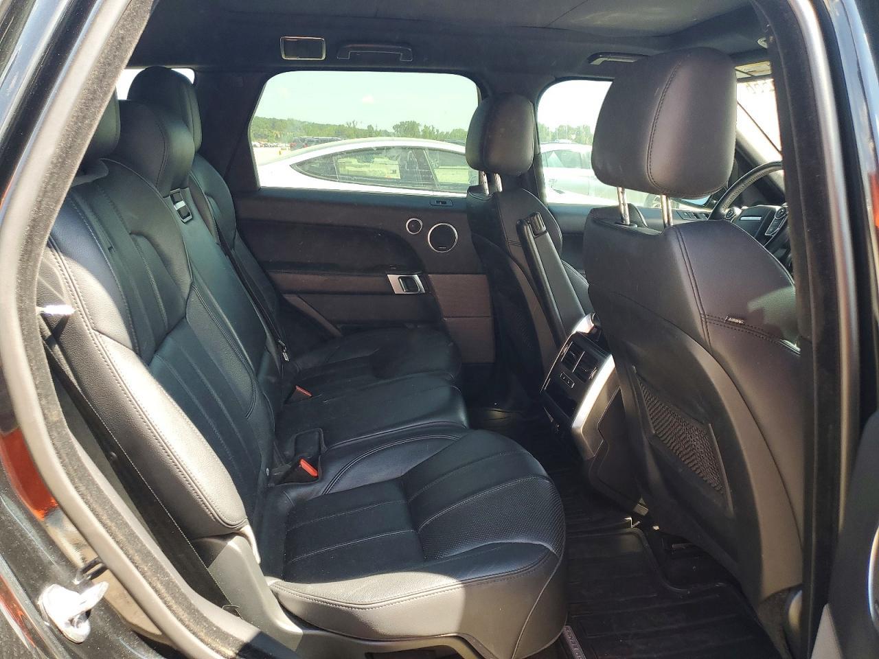 2016 Land Rover Range Rover Sport Se - zdjęcie 10