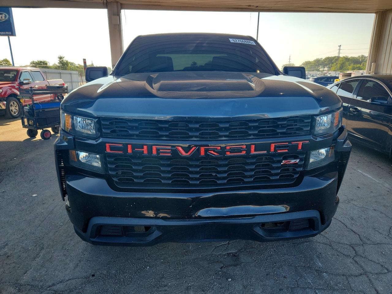 2019 Chevrolet Silverado K1500 Trail Boss Custom - zdjęcie 5